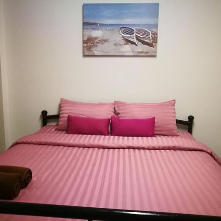 Duangdren Apartment Τσιάνγκ Μάι Εξωτερικό φωτογραφία