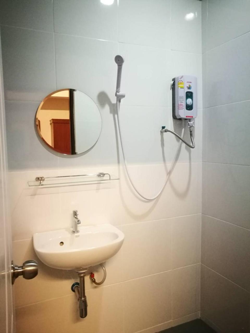 Duangdren Apartment Τσιάνγκ Μάι Εξωτερικό φωτογραφία