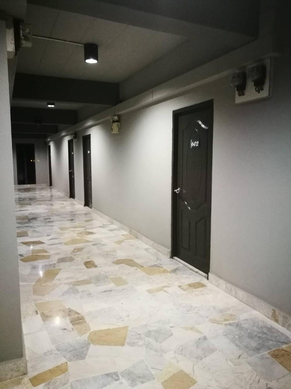 Duangdren Apartment Τσιάνγκ Μάι Εξωτερικό φωτογραφία